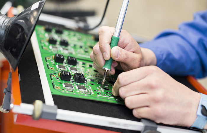 貼片加工中精密手工焊接技術(shù)標(biāo)準(zhǔn) | 杭州迅得電子